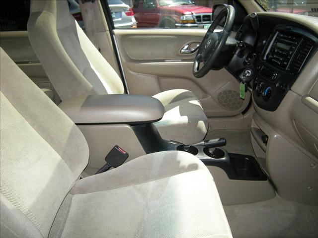 Mazda Tribute 2001 photo 3