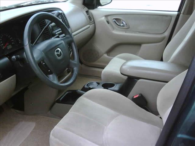Mazda Tribute 2001 photo 4