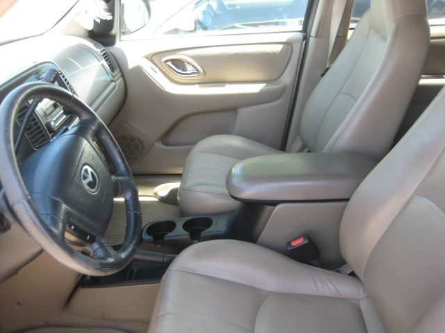 Mazda Tribute 2001 photo 1