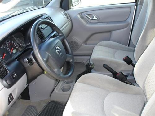 Mazda Tribute 2001 photo 4