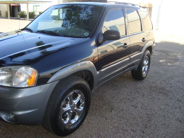 Mazda Tribute 2001 photo 2