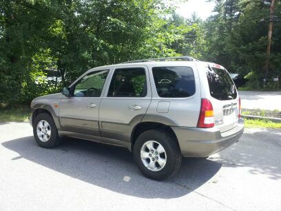 Mazda Tribute 2001 photo 1