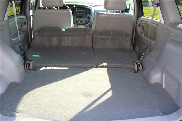 Mazda Tribute 2002 photo 4