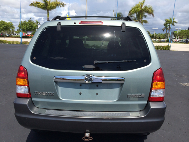 Mazda Tribute 2003 photo 2