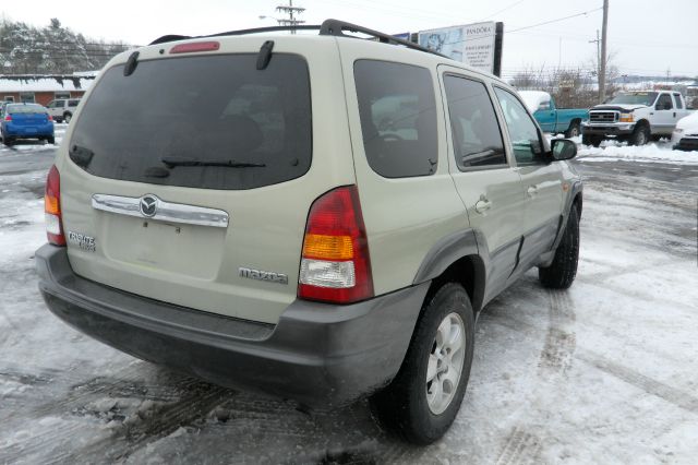 Mazda Tribute 2003 photo 2