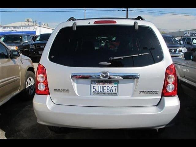 Mazda Tribute 2005 photo 2