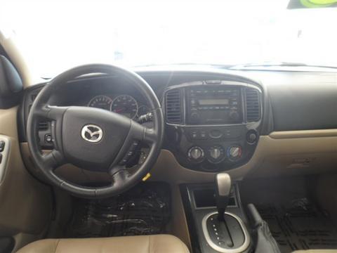 Mazda Tribute 2005 photo 2