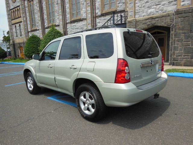 Mazda Tribute 2005 photo 1