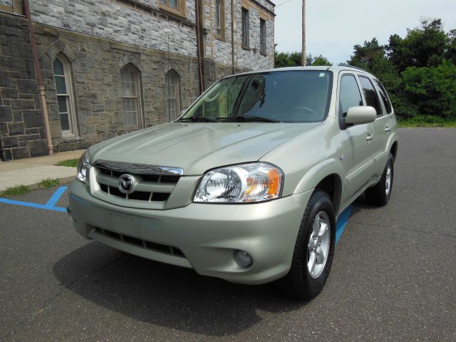 Mazda Tribute 2005 photo 2