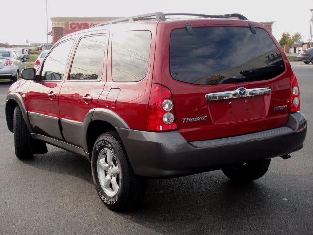Mazda Tribute 2005 photo 1
