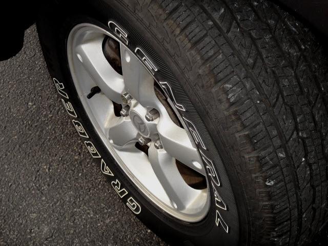 Mazda Tribute 2005 photo 4