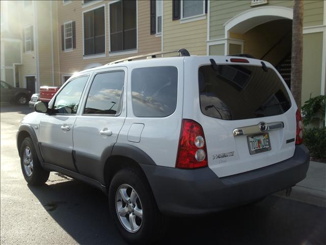 Mazda Tribute 2005 photo 1