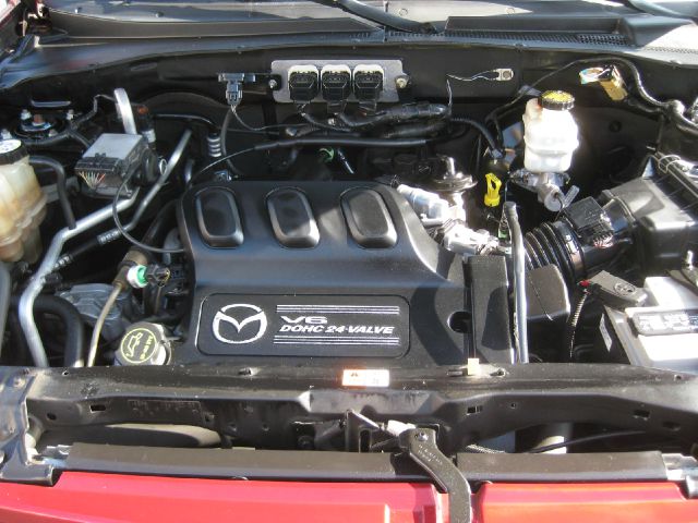 Mazda Tribute 2005 photo 3