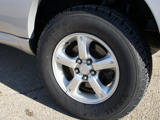 Mazda Tribute 2005 photo 1