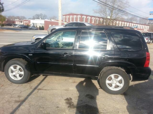 Mazda Tribute 2005 photo 3