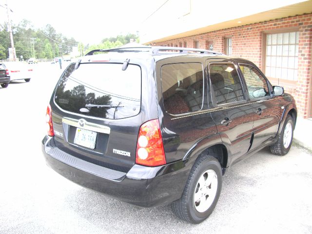 Mazda Tribute 2006 photo 2