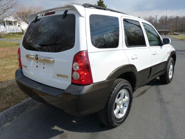 Mazda Tribute 2006 photo 24