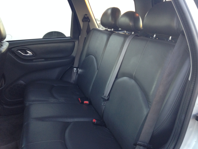 Mazda Tribute 2006 photo 4