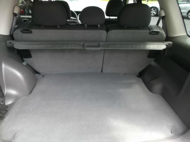 Mazda Tribute 2006 photo 11