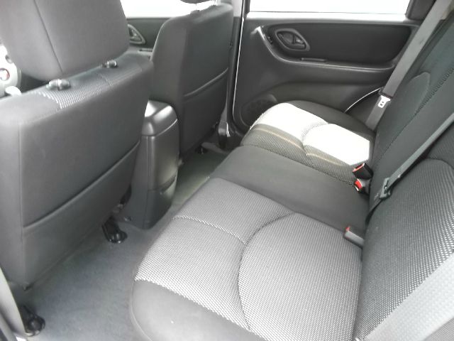 Mazda Tribute 2006 photo 7