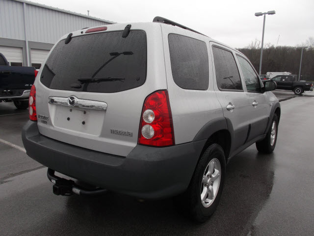 Mazda Tribute 2006 photo 4