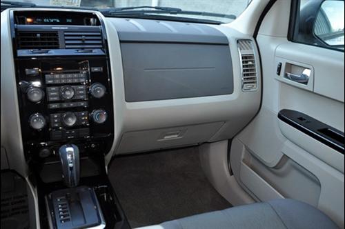 Mazda Tribute 2008 photo 4