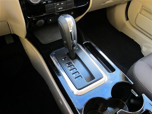 Mazda Tribute 2008 photo 2