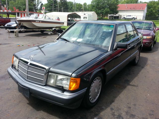 Mercedes-Benz 190 1990 photo 1