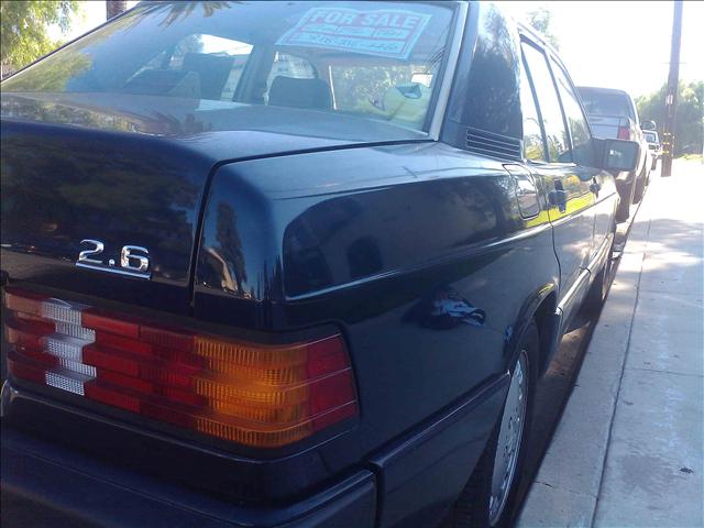 Mercedes-Benz 190 1991 photo 3
