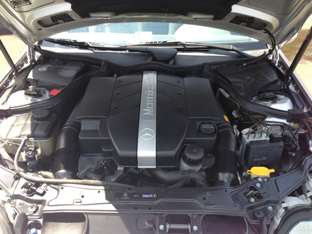 Mercedes-Benz 240 2002 photo 24