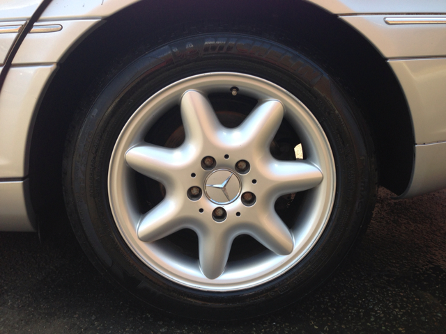 Mercedes-Benz 240 2002 photo 8