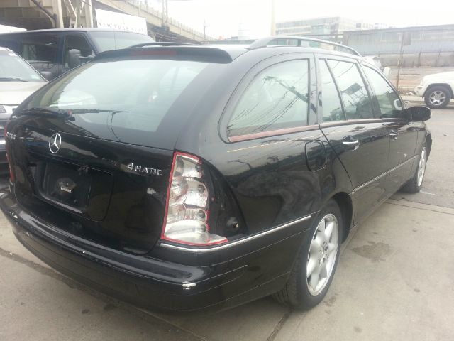 Mercedes-Benz 240 2004 photo 1