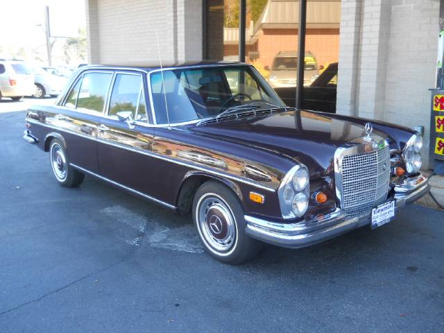 Mercedes-Benz 280 1969 photo 1