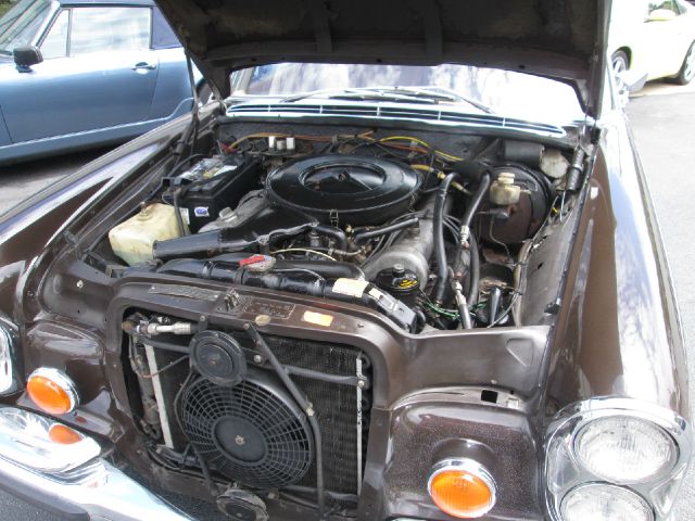 Mercedes-Benz 280 1973 photo 14