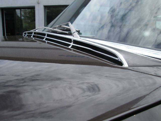 Mercedes-Benz 280 1973 photo 3