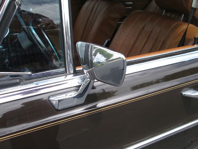 Mercedes-Benz 280 1973 photo 31