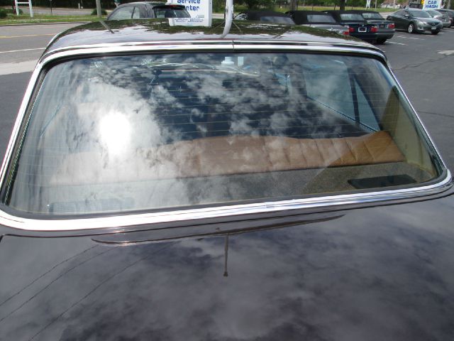 Mercedes-Benz 280 1973 photo 32