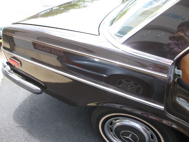 Mercedes-Benz 280 1973 photo 33