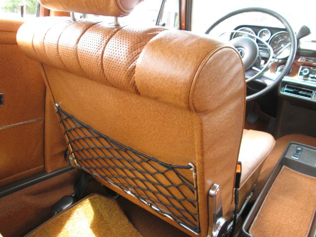 Mercedes-Benz 280 1973 photo 36