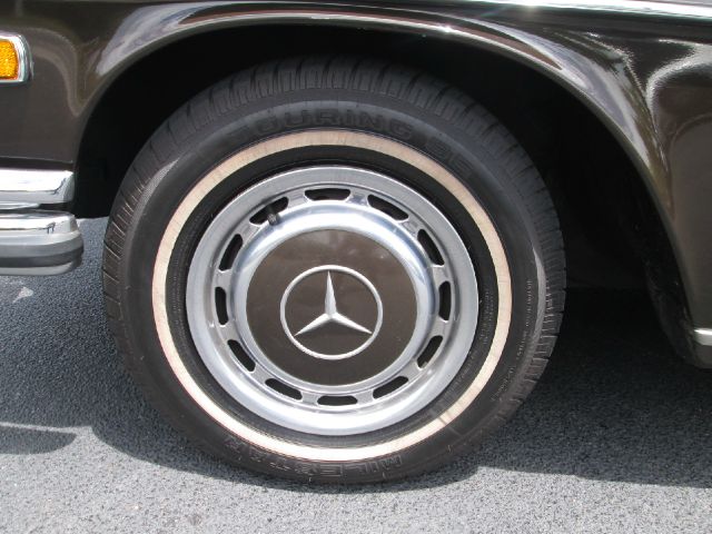 Mercedes-Benz 280 1973 photo 45