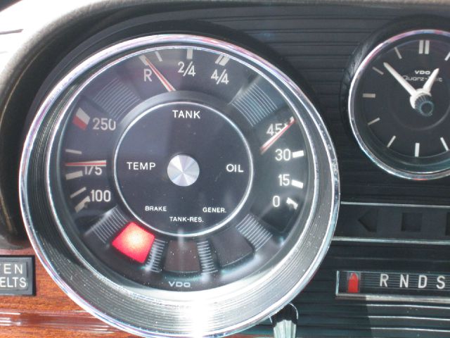 Mercedes-Benz 280 1973 photo 51