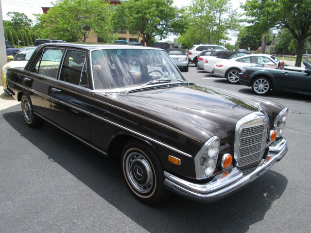 Mercedes-Benz 280 1973 photo 68