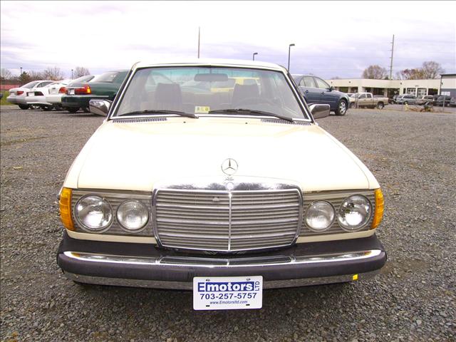 Mercedes-Benz 280 SEL Sport Utility 4D Coupe