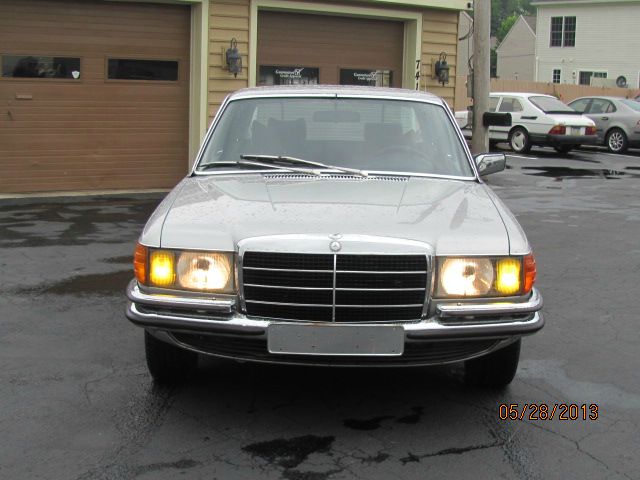Mercedes-Benz 280 1979 photo 14