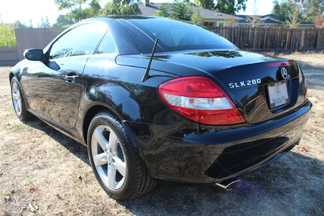 Mercedes-Benz 280 2006 photo 2