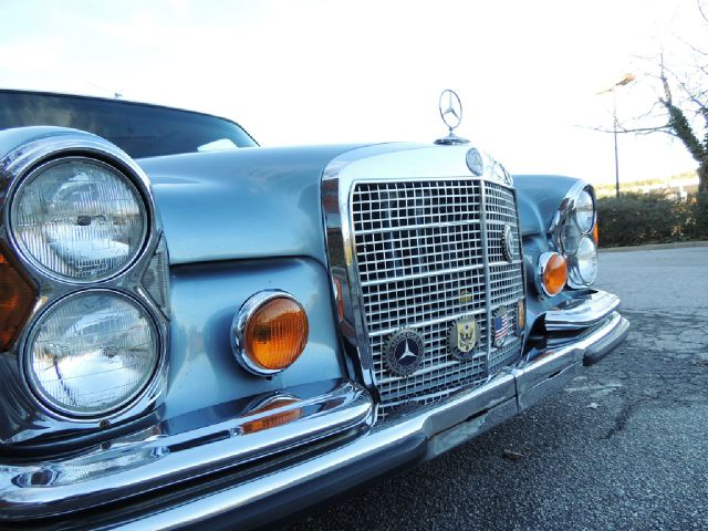 Mercedes-Benz 300 1968 photo 2