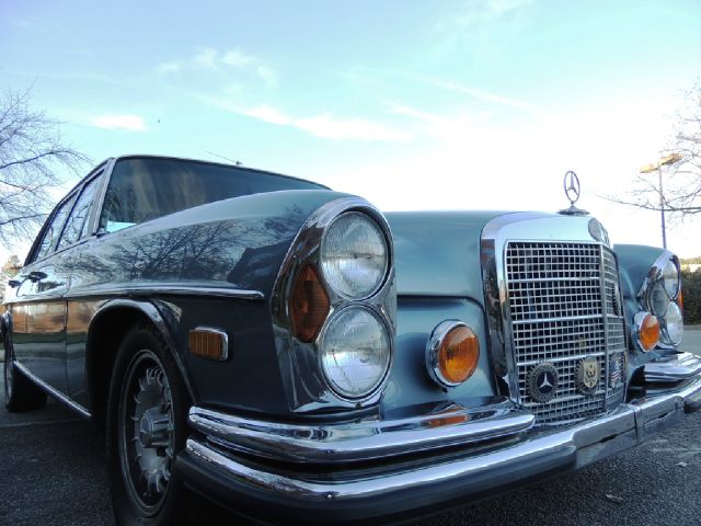 Mercedes-Benz 300 1968 photo 4