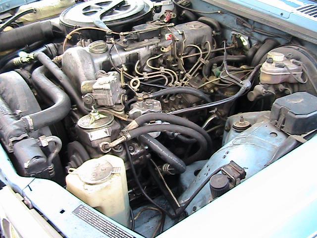 Mercedes-Benz 300 1982 photo 3