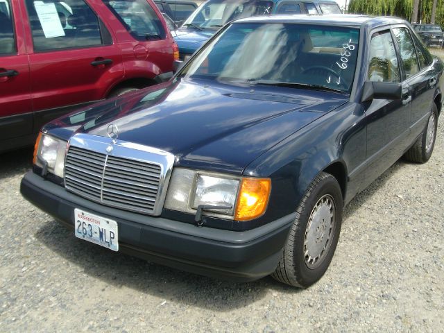 Mercedes-Benz 300 Unknown Sedan