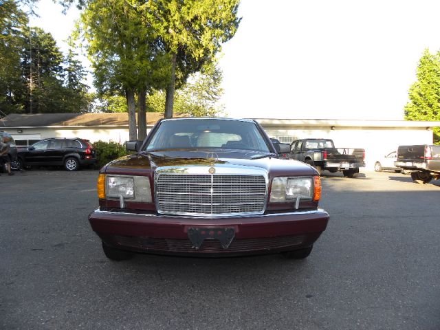 Mercedes-Benz 300 1989 photo 4